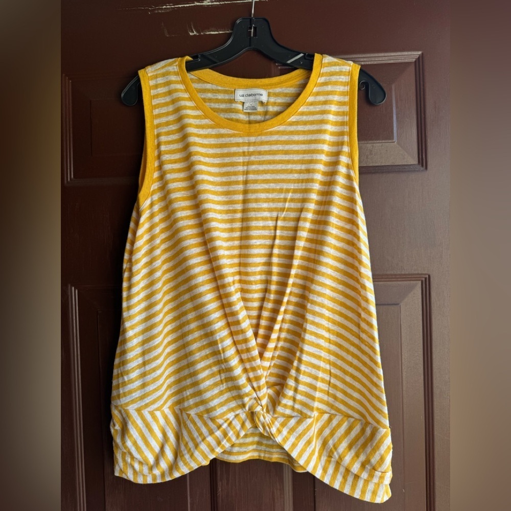 Liz Claiborne Sleeveless Yellow/White Top yRuching on the sides & a front knot